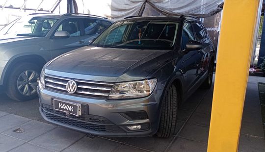 Volkswagen • Tiguan