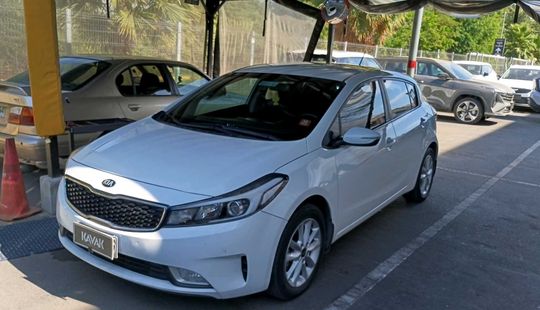 Kia • CERATO 5