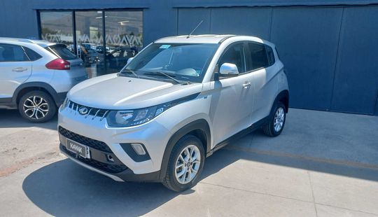 Mahindra • Kuv 100