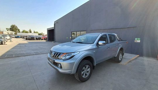 Mitsubishi • L200