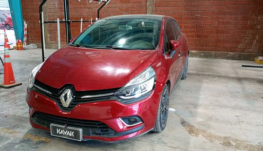 Renault • Clio
