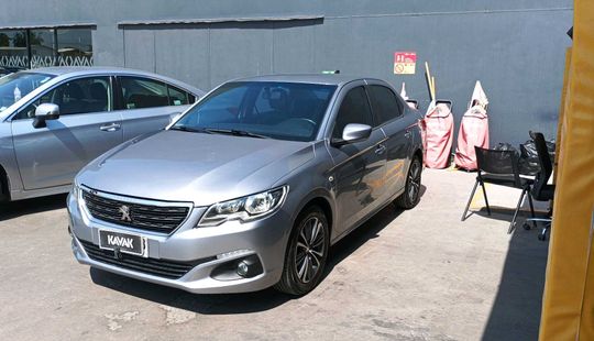 Peugeot • 301