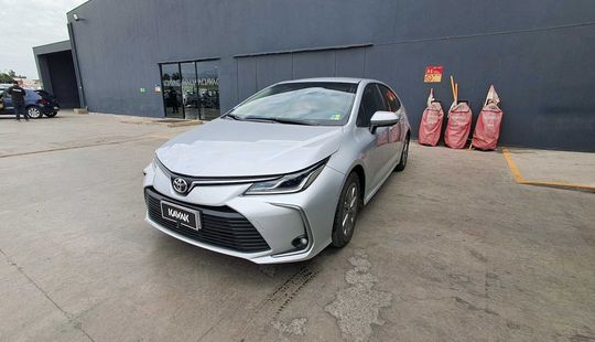 Toyota • Corolla