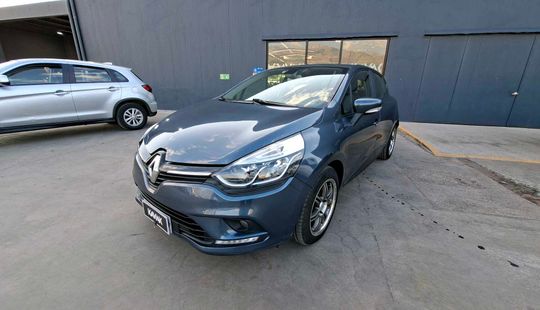 Renault • Clio