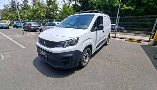 Peugeot • Partner