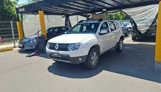 Renault • Duster