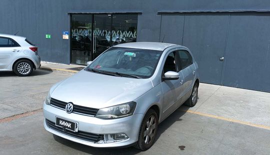 Volkswagen • Gol
