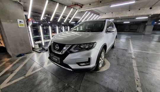 Nissan • X-Trail