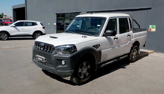 Mahindra • Pickup