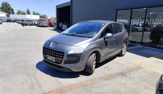 Peugeot • 3008