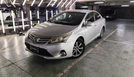 Toyota • Avensis
