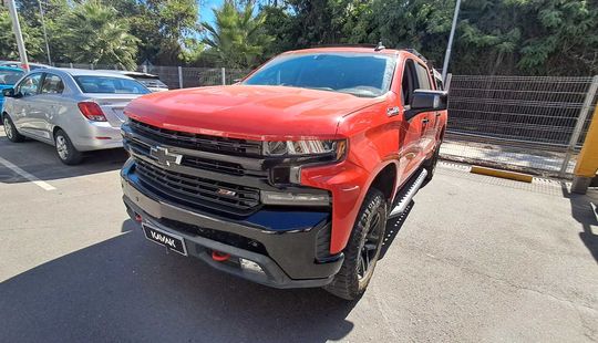 Chevrolet • Silverado