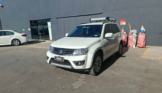 Suzuki • GrandNomade