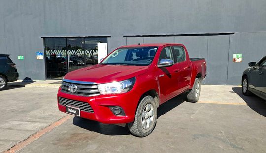 Toyota • Hilux