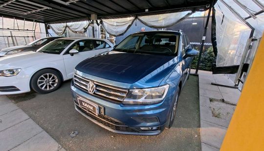 Volkswagen • Tiguan