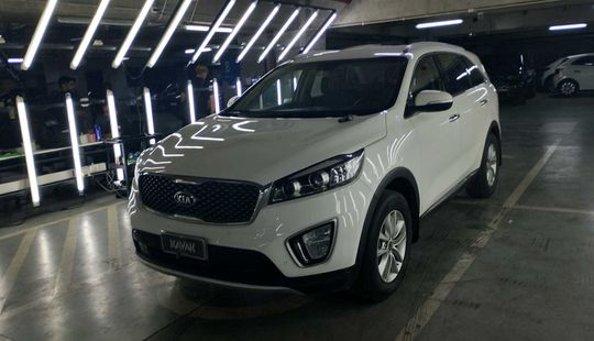 Kia • Sorento