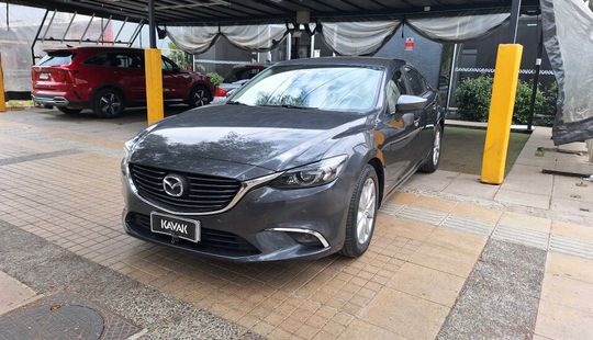 Mazda • Mazda 6