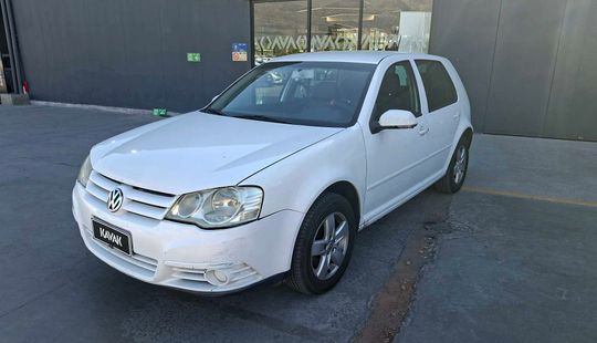 Volkswagen • Golf