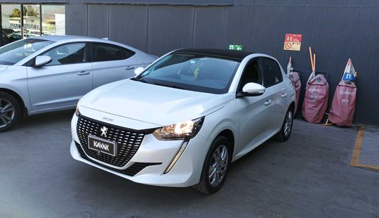 Peugeot • 208