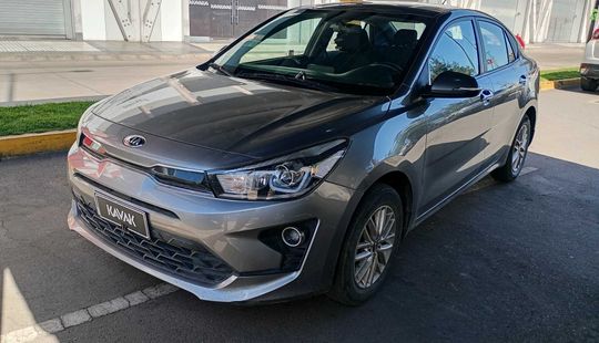 Kia • RIO 4