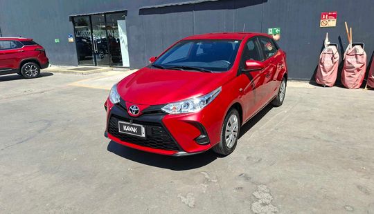 Toyota • Yaris