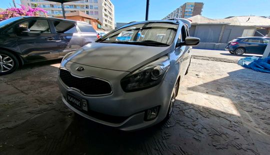Kia • Carens