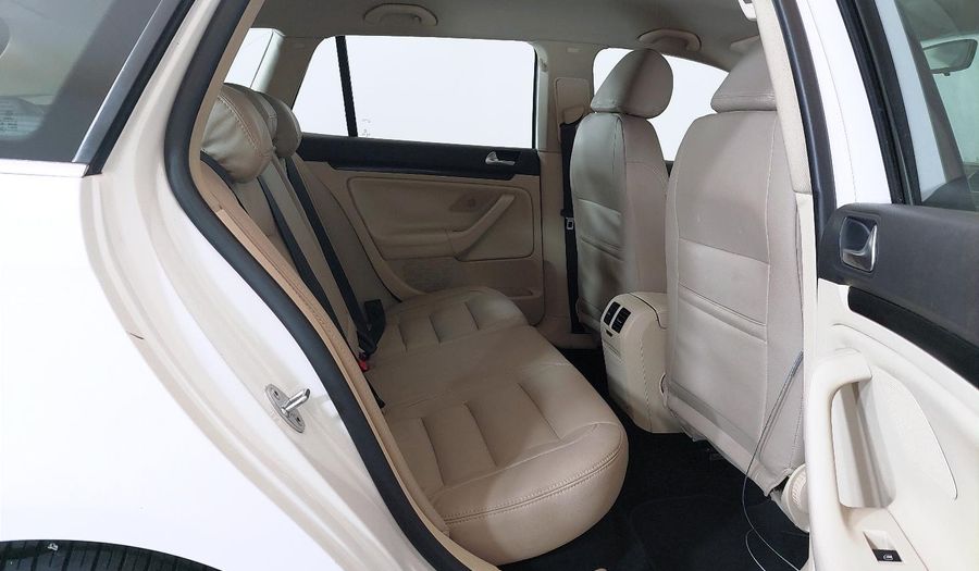 Volkswagen Jetta I VARIANT Wagon 2012