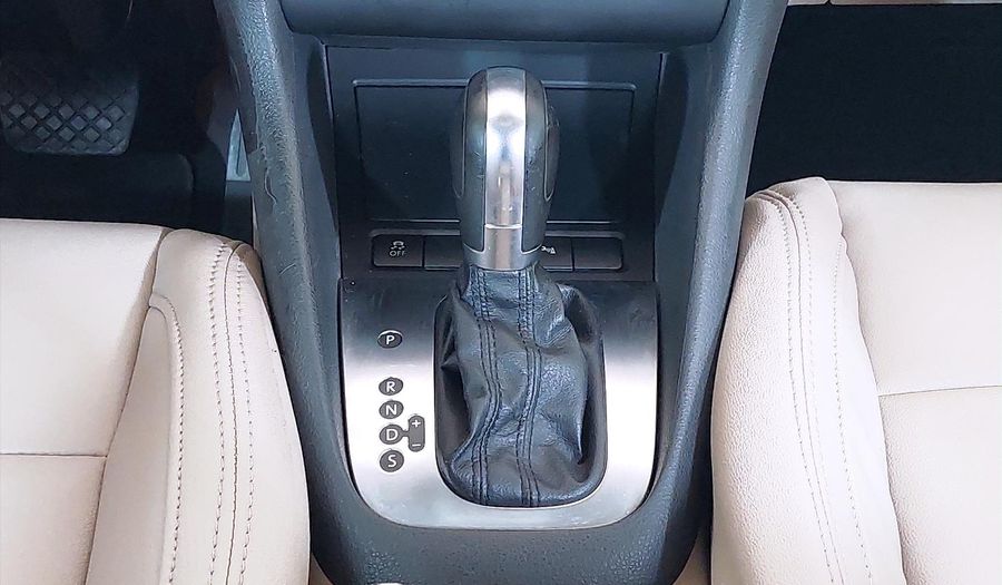 Volkswagen Jetta I VARIANT Wagon 2012