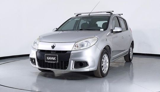 Renault Sandero Dynamique-2014