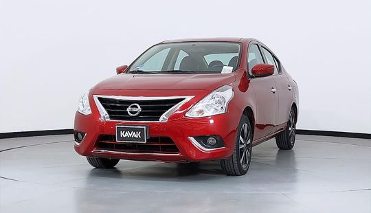 Nissan Versa Exclusive AIVI-2019
