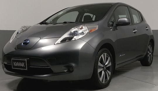 Nissan • Leaf