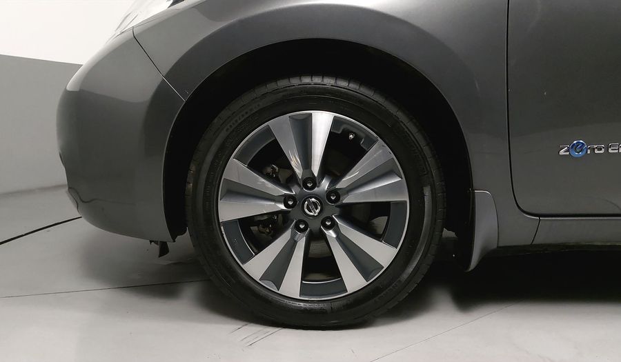 Nissan Leaf 30KW ELECTRICO Hatchback 2017