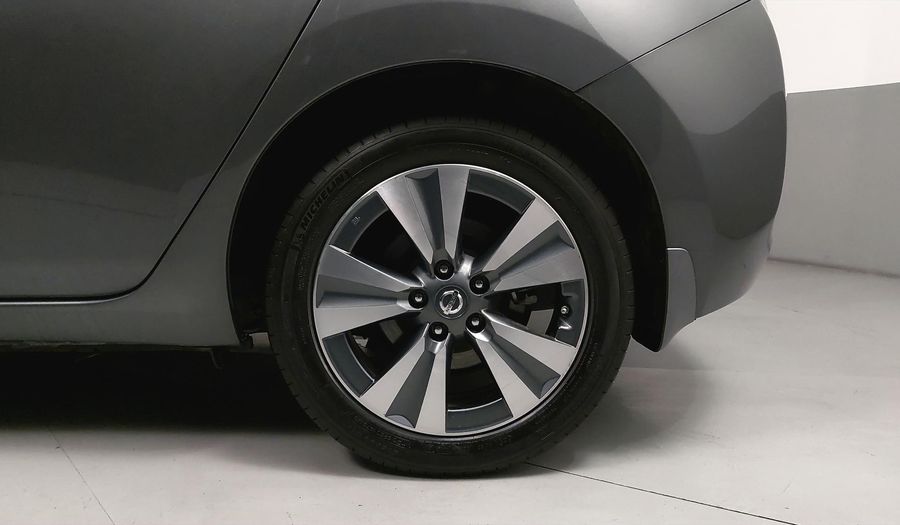 Nissan Leaf 30KW ELECTRICO Hatchback 2017