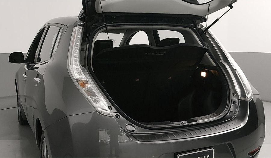 Nissan Leaf 30KW ELECTRICO Hatchback 2017