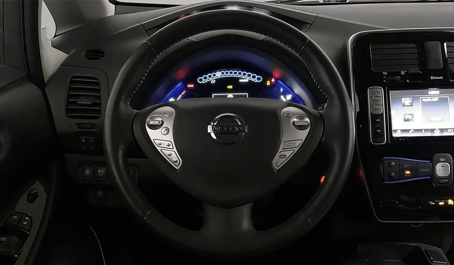 Nissan Leaf 30KW ELECTRICO Hatchback 2017