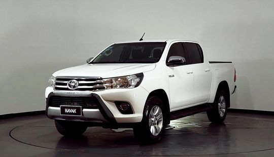 Toyota Hilux 2.8 Cd Srv 177cv 4x2 2018
