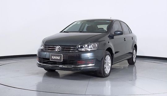 Volkswagen • Vento