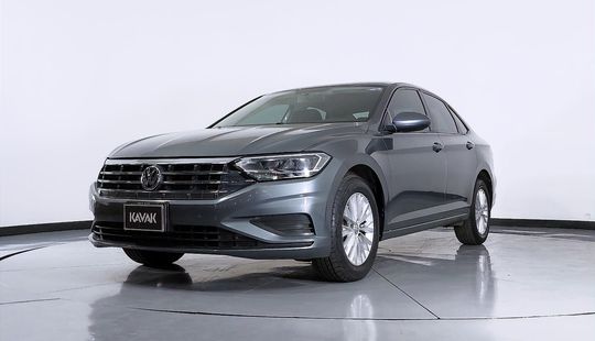 Volkswagen Jetta A7 | KAVAK