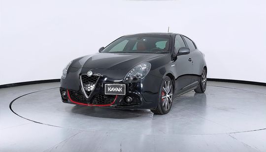 Alfa Romeo • Giulietta