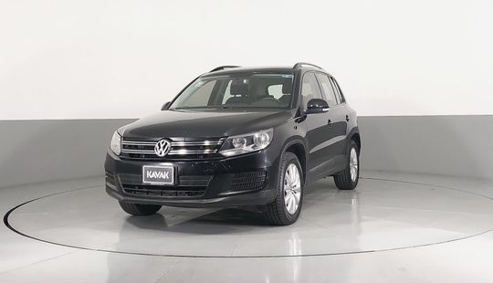 Volkswagen • Tiguan