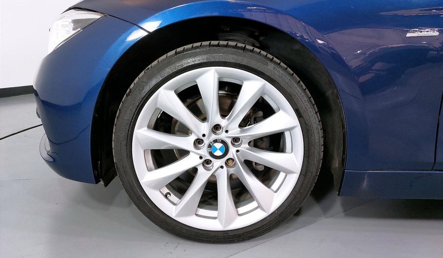 Bmw Serie 3 1.5 318IA SPORT LINE AUTO Sedan 2018