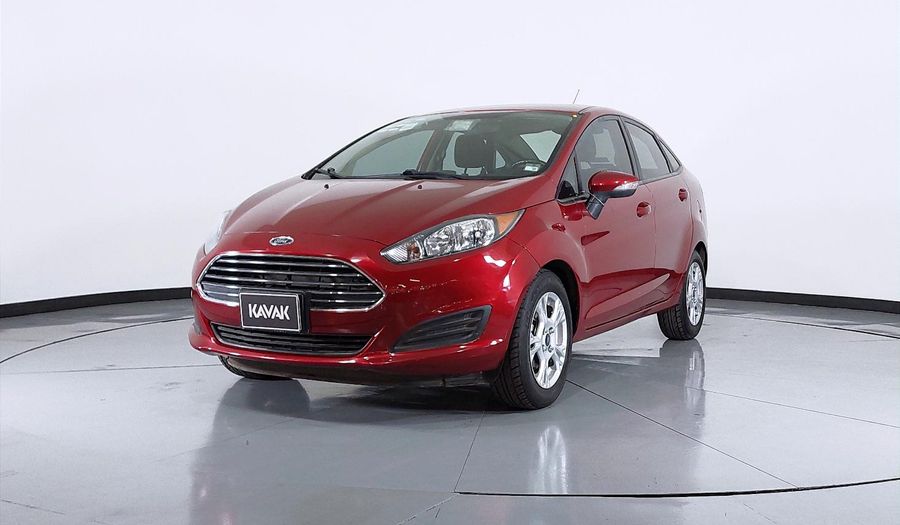 Ford Fiesta 1.6 SE MT Sedan 2016