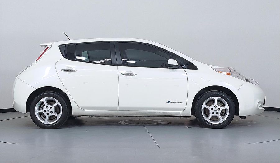 Nissan Leaf 24 KW ELECTRICO Hatchback 2017