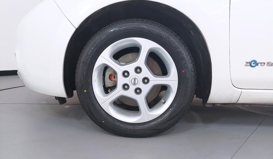 Nissan Leaf 24 KW ELECTRICO Hatchback 2017
