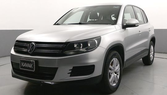 Volkswagen • Tiguan