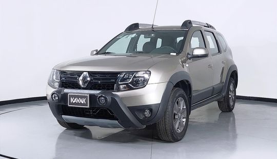 Renault • Duster