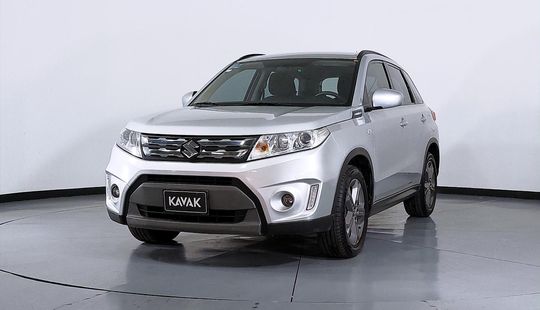 Suzuki • Vitara