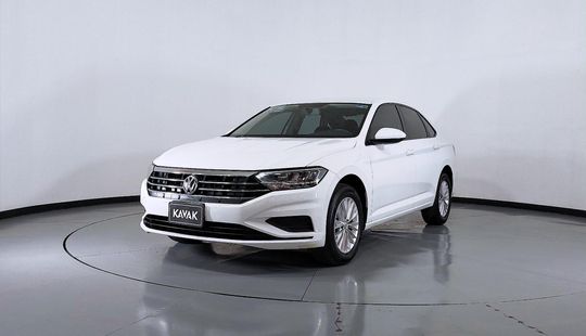 Volkswagen Jetta A7 | KAVAK