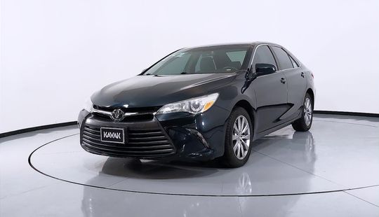 Toyota Camry LE-2015