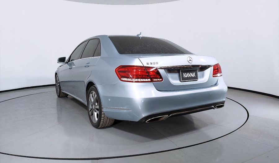 Mercedes Benz Clase E 2.0 200 CGI AVANTGARDE Sedan 2016